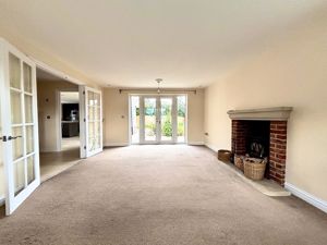 Photo 28- click for photo gallery